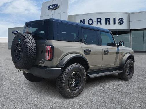 Marsh Gray 2026 Ford Bronco Outer Banks