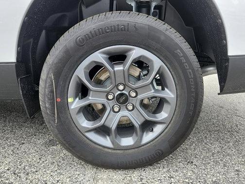 Oxford White 2026 Ford Maverick XLT