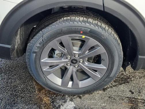 2026 Ford Explorer Active (200A)