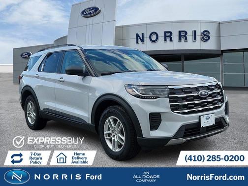 Space White Metallic 2026 Ford Explorer Active