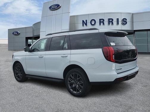 Space Silver Metallic 2026 Ford Expedition Platinum