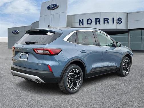 2026 Ford Escape Platinum