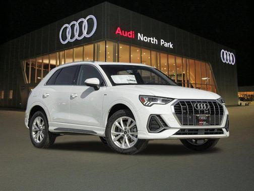 2025 Audi Q3 Premium 45 TFSI S line quattro Tiptronic