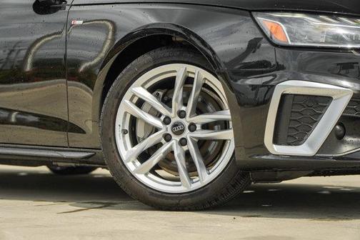 2023 Audi A4 Premium Plus 45 TFSI S line quattro S tronic
