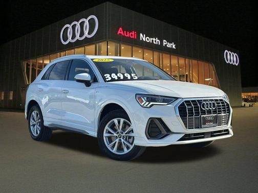 2025 Audi Q3 Premium 45 TFSI S line quattro Tiptronic