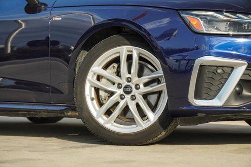 2024 Audi A4 Premium Plus 45 TFSI S line quattro S tronic