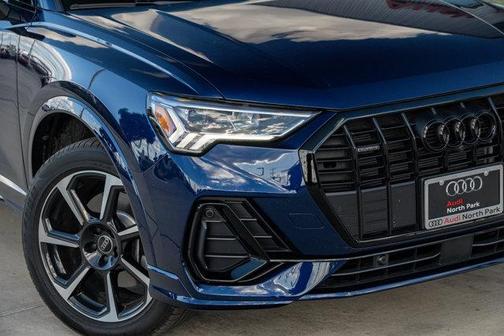 2025 Audi Q3 Premium 45 TFSI S line quattro Tiptronic