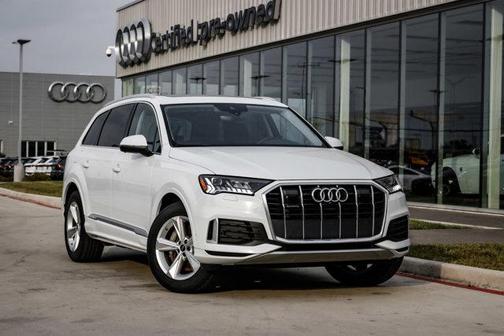 2024 Audi Q7 Premium Plus 45 TFSI quattro Tiptronic