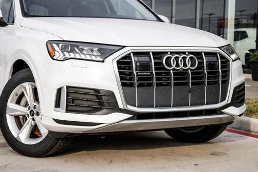 2024 Audi Q7 Premium Plus 45 TFSI quattro Tiptronic
