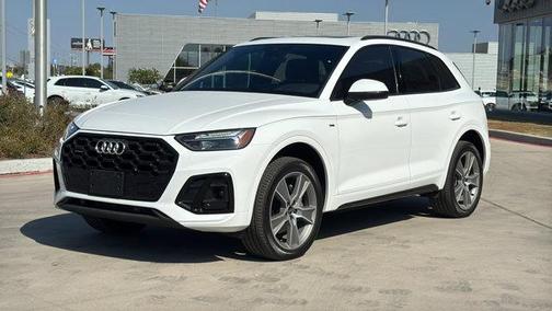 2025 Audi Q5 Premium 45 TFSI S line quattro