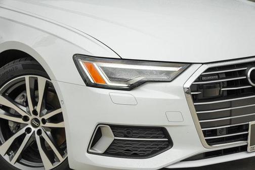 2023 Audi A6 Premium Plus 45 TFSI quattro S tronic