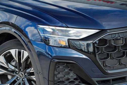 2024 Audi Q8 Premium Plus 55 TFSI quattro