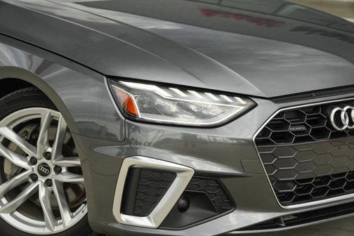 2023 Audi A4 Premium Plus 45 TFSI S line quattro S tronic