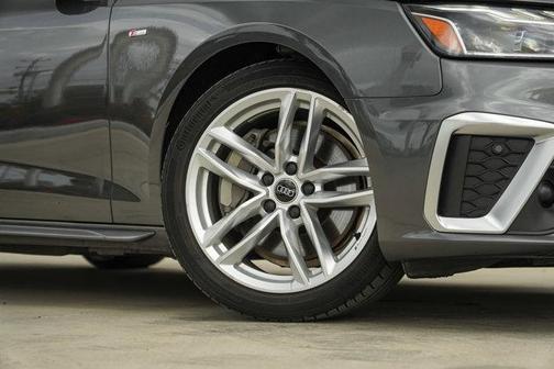 2023 Audi A4 Premium Plus 45 TFSI S line quattro S tronic