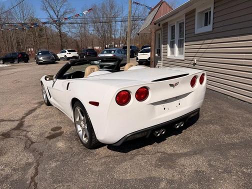 2006 Chevrolet Corvette Base