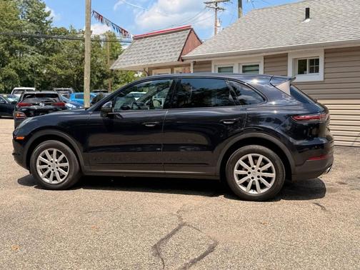 Black 2019 Porsche Cayenne Cayenne