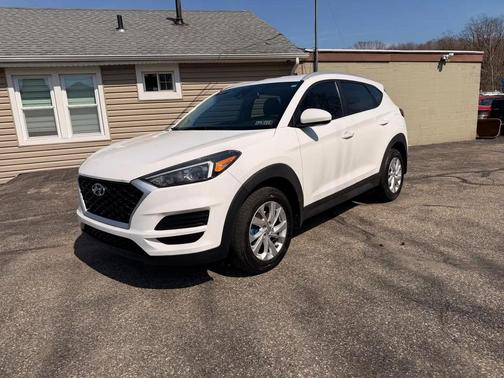 White 2020 Hyundai TUCSON Value AWD