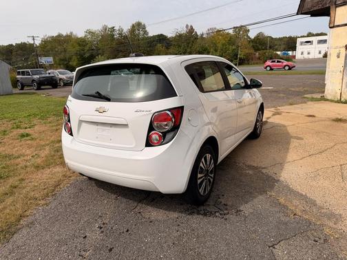 2015 Chevrolet Sonic LS