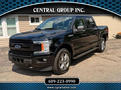 Black 2019 Ford F-150 XLT