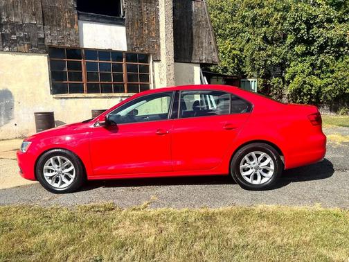 2014 Volkswagen Jetta Auto SE
