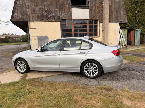 2018 BMW 320 i