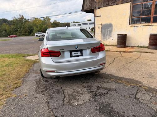2018 BMW 320 i