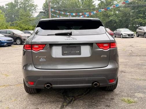 Gray 2019 Jaguar F-PACE 25t Premium AWD