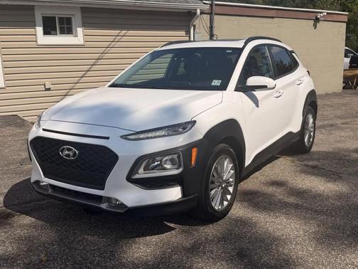 White 2021 Hyundai KONA SEL Plus Auto AWD