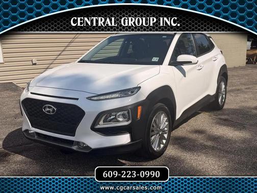 White 2021 Hyundai KONA SEL Plus Auto AWD