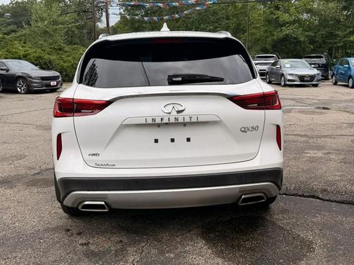 White 2020 INFINITI QX50 LUXE AWD