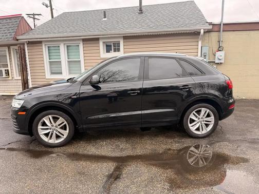2018 Audi Q3 2.0 TFSI Sport Premium quattro AWD