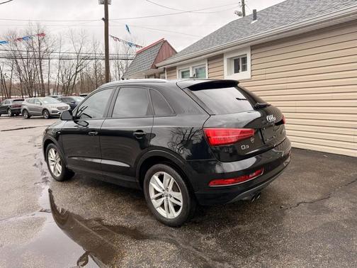 2018 Audi Q3 2.0 TFSI Sport Premium quattro AWD