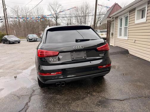 2018 Audi Q3 2.0 TFSI Sport Premium quattro AWD