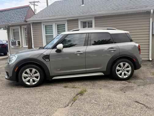 Gray 2017 MINI Countryman Cooper ALL4