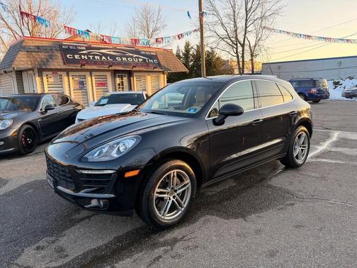 2015 Porsche Macan AWD 4dr S