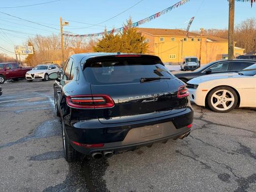 2015 Porsche Macan AWD 4dr S