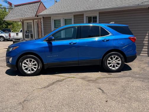 Blue 2019 Chevrolet Equinox 1LT