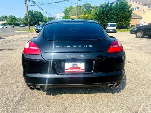 2012 Porsche Panamera 4S