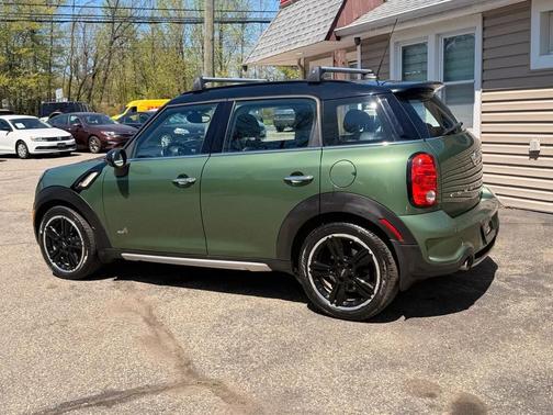 Green 2016 MINI Countryman Cooper S ALL4