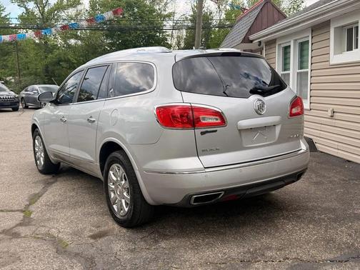 Silver 2014 Buick Enclave Leather