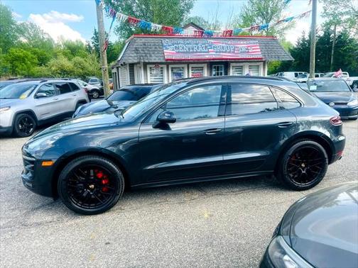 2017 Porsche Macan GTS