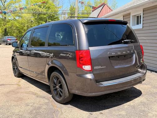 Black 2019 Dodge Grand Caravan GT