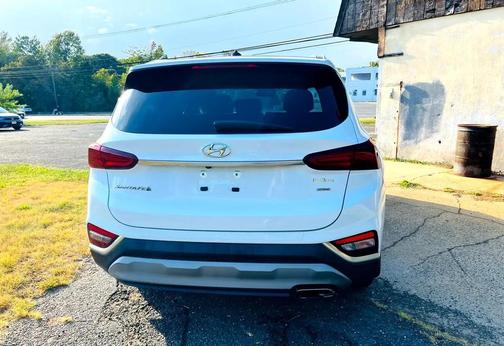 2019 Hyundai SANTA FE SE 2.4