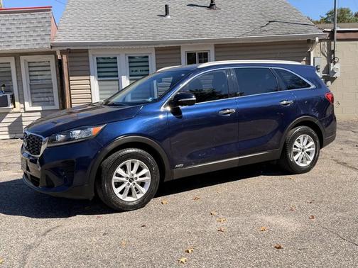 Blue 2020 Kia Sorento LX