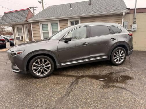Gray 2018 Mazda CX-9 Grand Touring