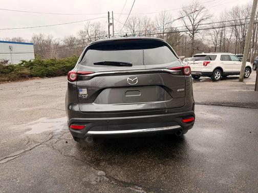 Gray 2018 Mazda CX-9 Grand Touring