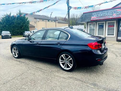 2017 BMW 330 330i xDrive Sedan