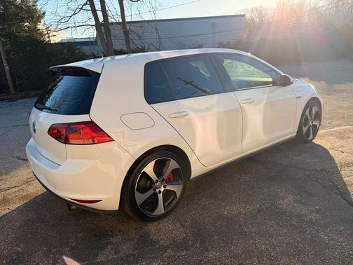 2017 Volkswagen Golf GTI 2.0T Autobahn 4-Door