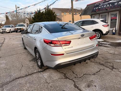 2020 Kia Optima LX