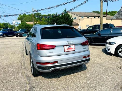 2016 Audi Q3 quattro 4dr Prestige